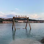 Luxury Poolside Oasis Split