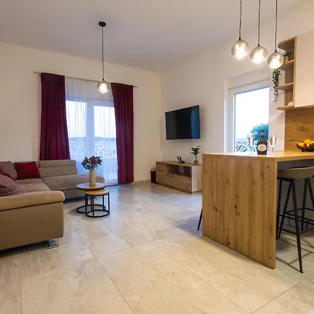 Apartman Luxury Poolside Oasis Split Trogir
