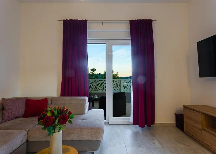 Appartement Luxury Poolside Oasis Split Trogir