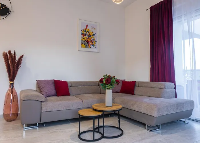 Luxury Poolside Oasis Split * Trogir