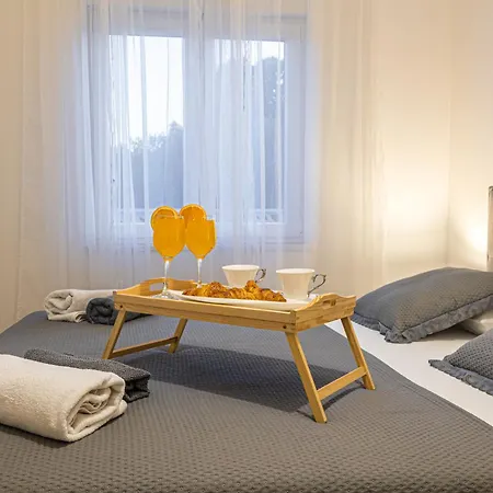 Apartamento Luxury Poolside Oasis Split